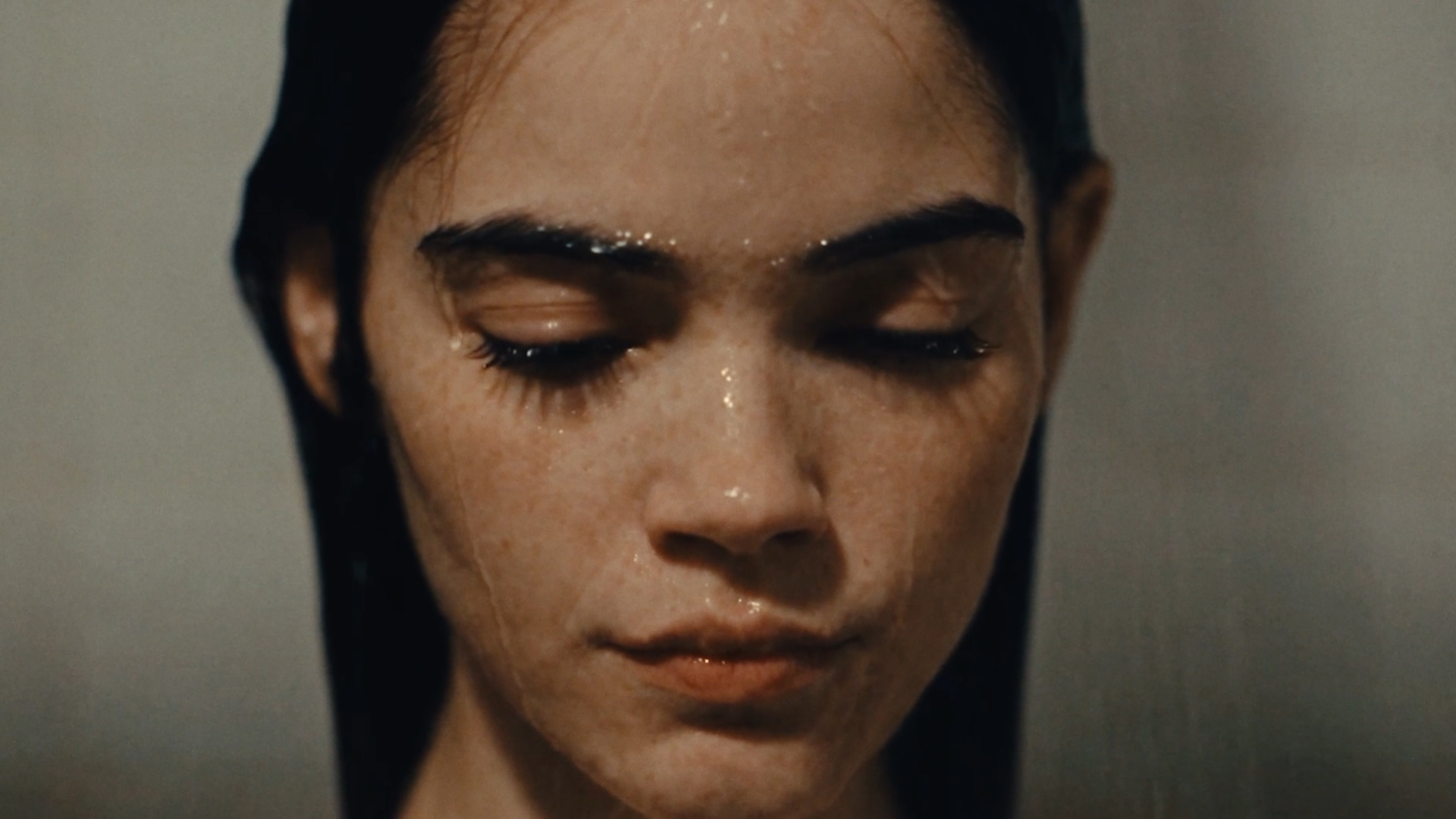 CLOSE-UP FROM MIRA, EPISODE I